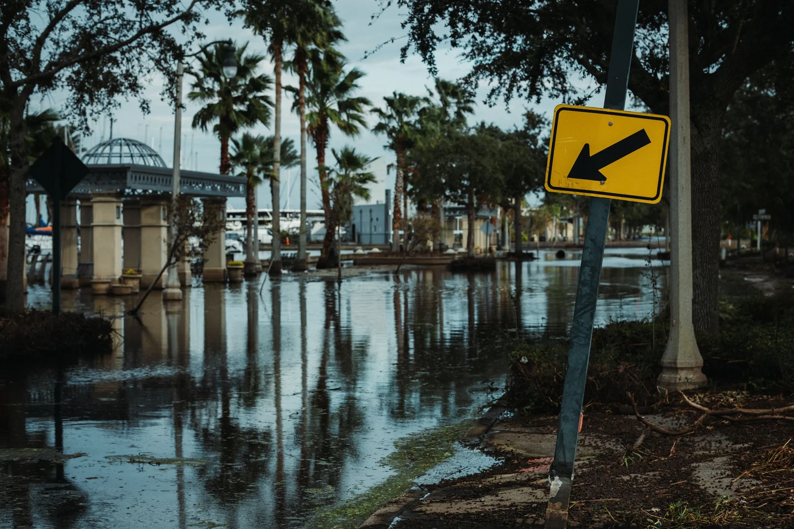 flood watch vs warning
